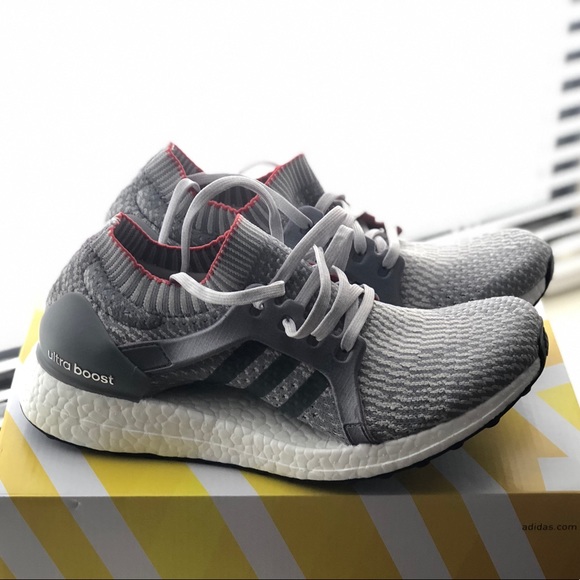 2 pair of Adidas Ultraboost Women’s size 8 NWT - Picture 3 of 7
